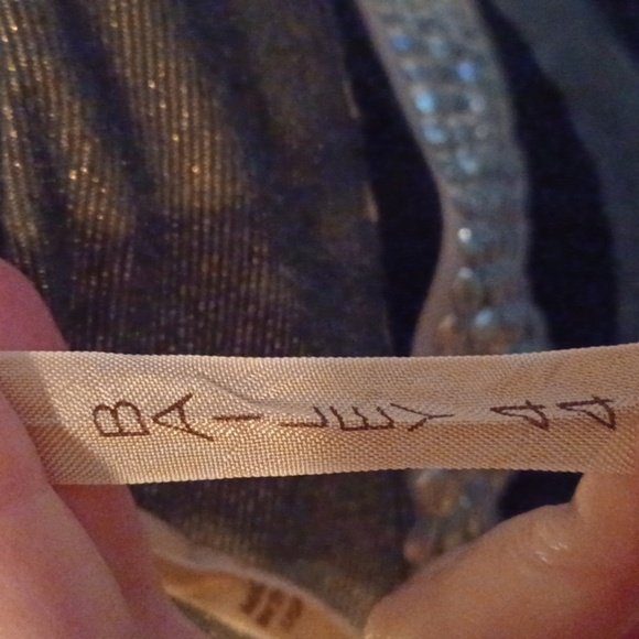 🌺Elegant Black and Gold One-Shoulder Dress - Picture 8 of 11